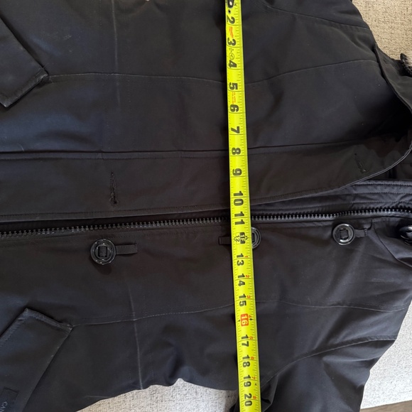 Canada Goose Rossclair Mid Length Fur Hood Parka - Picture 6 of 15